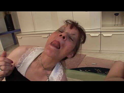 ❤️ Dos abuelas y un abuelo hacen un trío Video de porno en es.passiveincome1.ru ❌️