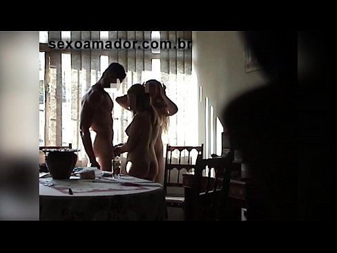 ❤️ Los amigos del sexo invitan a un hombre gigante y a un trío con él Video de porno en es.passiveincome1.ru ❌️
